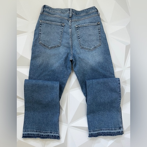 Forever 21 Blue with button closure and open at the bottom women’s Jeans Size:28 - Picture 9 of 12